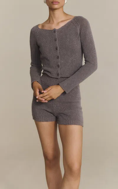 Cortana Moda Operandi In Gray