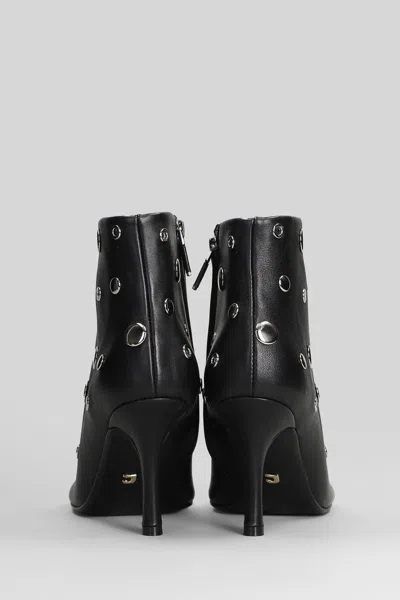 Lola Cruz High Heels Ankle Boots In Black Leather In Black