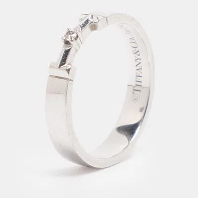 Pre-owned Tiffany & Co 18k White Gold T True Ring Size 51