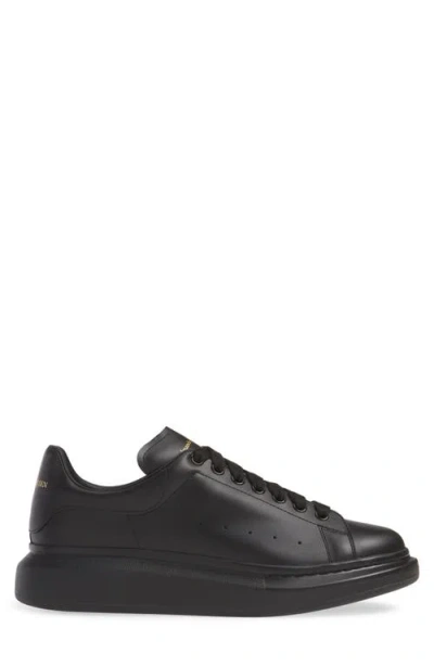 Alexander Mcqueen Mcqueen Oversized Sneaker In Black