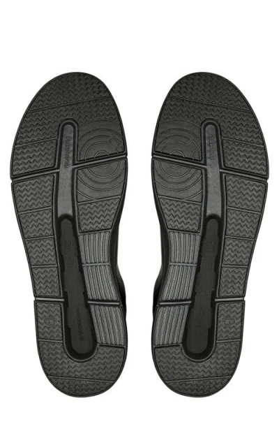 On The Roger Advantage Tennis Sneaker In Multi