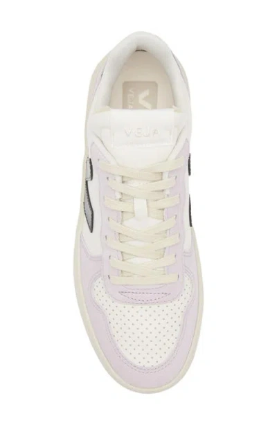 Veja V-10 Prime Sneaker In White