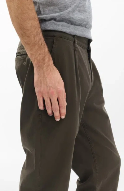 Rag & Bone Evan Trim Fit Pleated Stretch Cotton Chinos In Brown