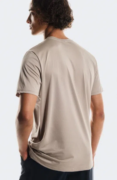 On Core-t Running T-shirt In Brown