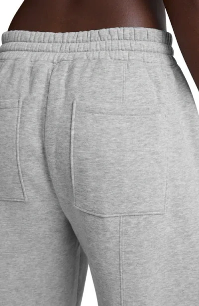 Beyond Yoga Luxefleece Barrel Leg Sweatpants In Gray