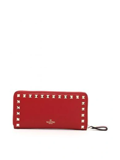 Shop Valentino Rockstud Wallet In Rosso|rosso