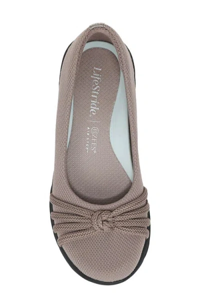 Lifestride Gaines In Brown