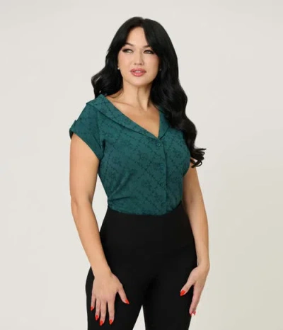 Unique Vintage 1960s Twill Sleeveless Blouse In Green