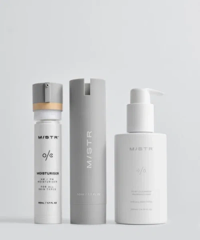 Mistr Re Set With Toiletries Bag In Neutral