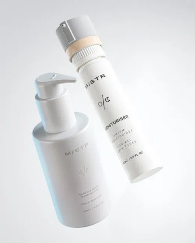 Mistr Re Set With Toiletries Bag In Neutral