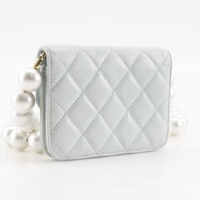 Pre-owned Chanel Matelasse Light Blue Leather Artificial Pearl Shoulder Bag ()