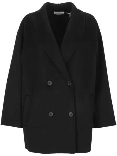 The Dynamis Studio Coats In Black
