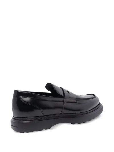 Stuart Weitzman Alvin Loafers In Black