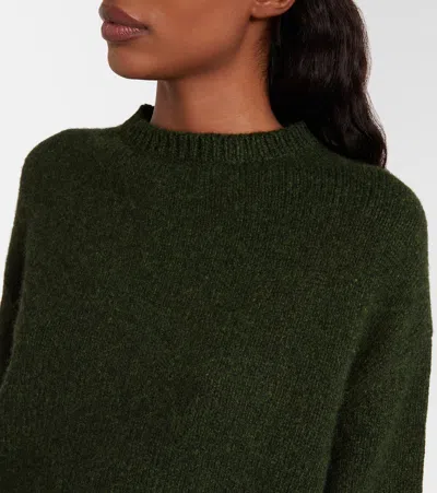 Khaite Sabina Cropped Cashmere Sweater In Green