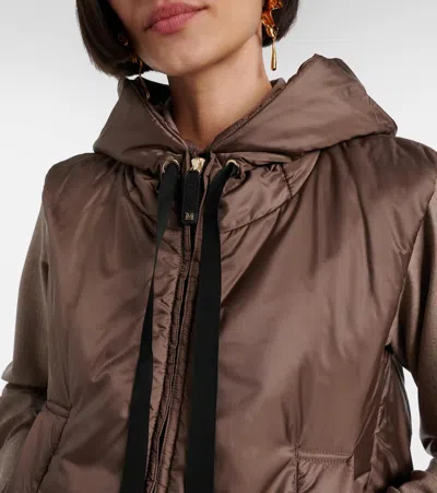 Max Mara The Cube Greengo Padded Vest In Brown