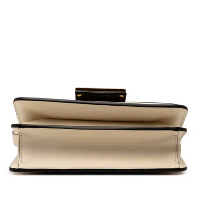 Pre-owned Fendi White Leather Shoulder Bag ()