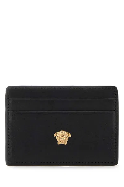 Versace Logo-plaque Leather Cardholder In Black