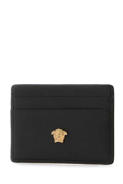 Versace Logo-plaque Leather Cardholder In Black