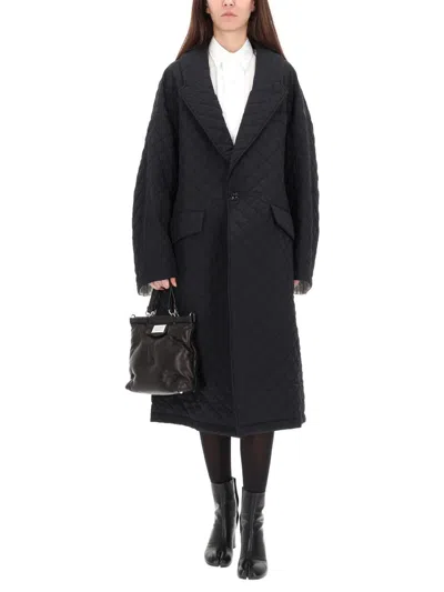 Maison Margiela Quilted Coat In Black