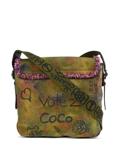 Pre-owned Chanel 2015-2016 Graffiti On The Pavements Shoulder Bag In Green