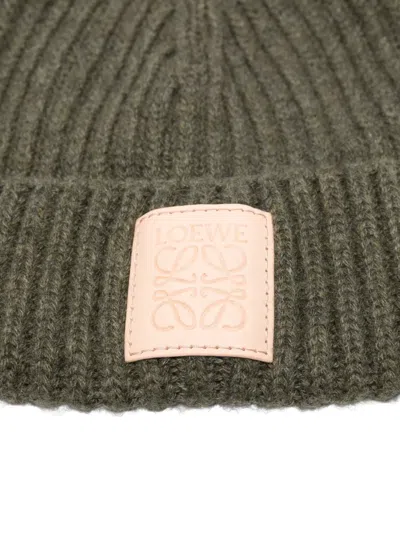 Loewe Logo-patch Beanie Hat In Green