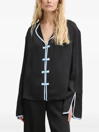 Sleeper Contrast-trim Pajamas In Black