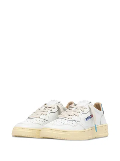 Autry Medalist Low Sneakers In White And Light Blue Leather In Multi