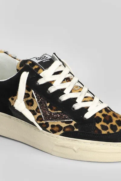 4b12 Kyle Sneakers In Black