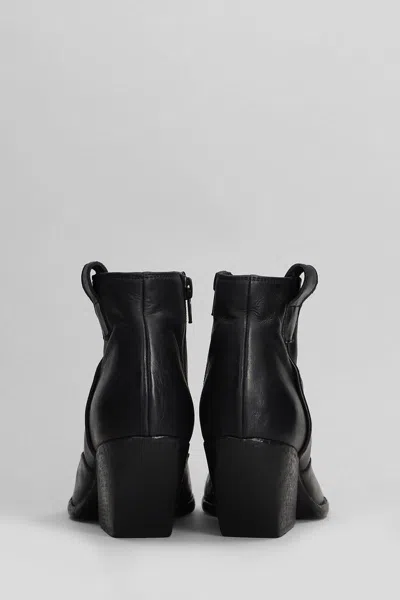 Elena Iachi Western-style Leather Boots In Black