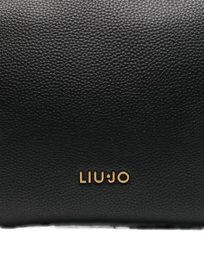 34 中号编织手柄手提包