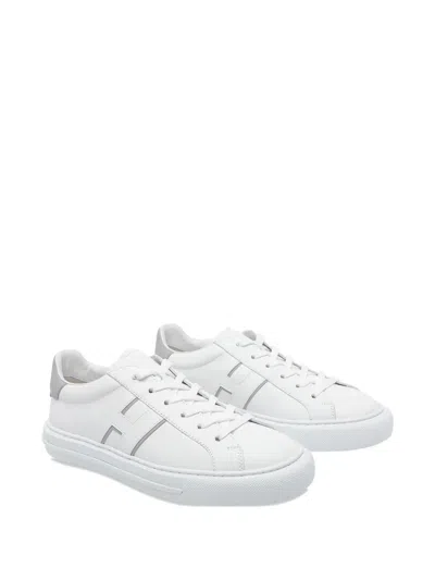 Hogan Lateral Logo Round Toe Trainers In Multi