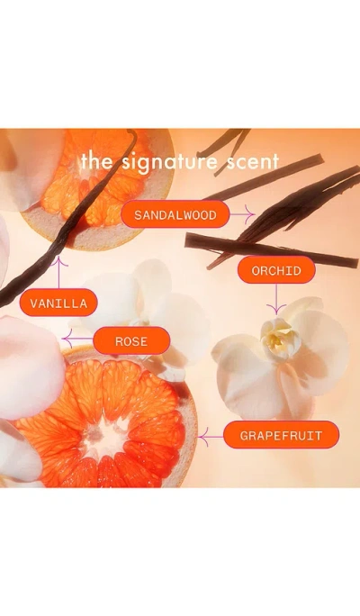 Amika Forget Frizz Anti-frizz Shampoo In Yellow