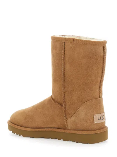 Ugg Classic Short Beige Boots With Logo Patch On The Rear And Shearling Lining In Suede Woman In Nude