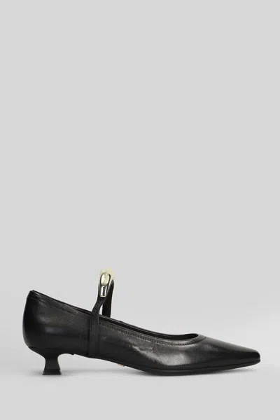 Marc Ellis Pumps In Black