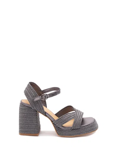 Castaã±er `valle/142` Espadrilles In Gray