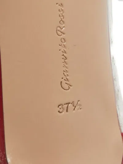 Pre-owned Gianvito Rossi Plexi Patent-leather Pumps 37-5 In White