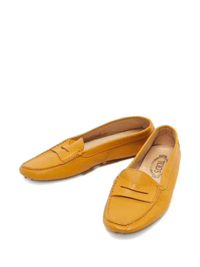Pre-owned Tod's Leather Loafers In Yellow