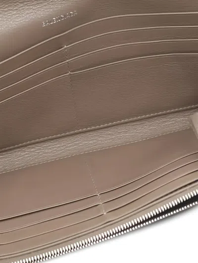Pre-owned Balenciaga 2000s Bifold Leather Long Wallet In Neutral