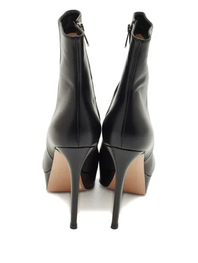 Pre-owned Gianvito Rossi Leather Platform Booties In Black