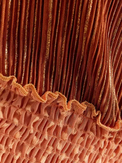 Chio V-neck Ruffled Dress In Red