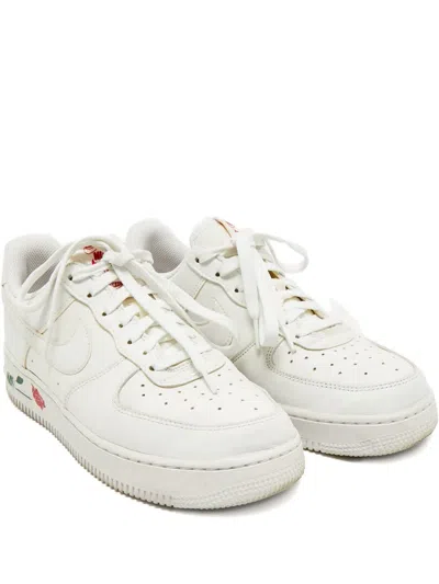 Pre-owned Nike Air Force Lace-up Leather Sneakers In White