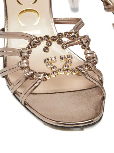 Pre-owned Gucci 60mm Interlocking G Leather Sandals In Gold