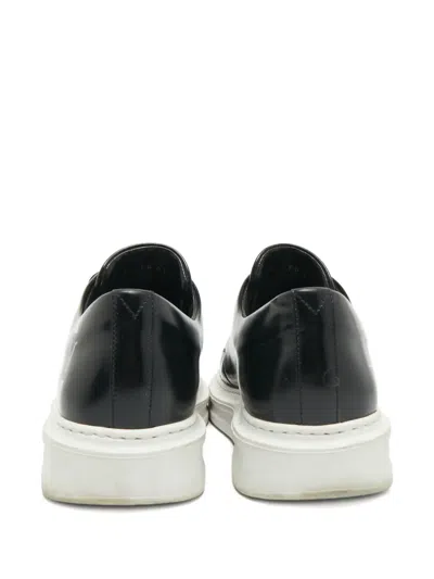 Pre-owned Louis Vuitton Leather Sneakers In Black