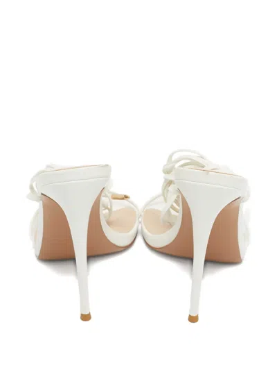 Pre-owned Femme La Wraparound Tie Leather Sandal In White