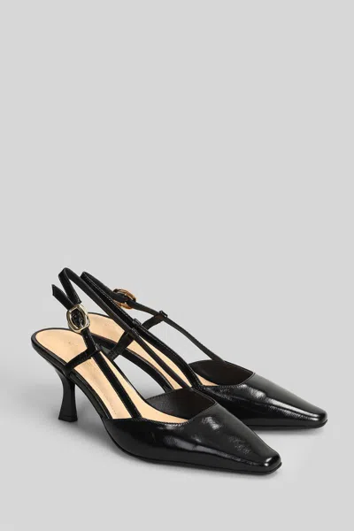 Marc Ellis Pumps In Black