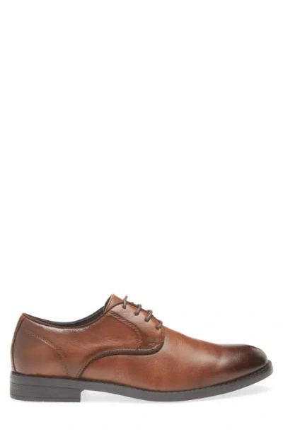 Geoffrey Beene Oxford In Brown