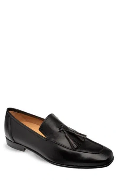 Mezlan Javea Tassel Moc Toe Loafer In Black