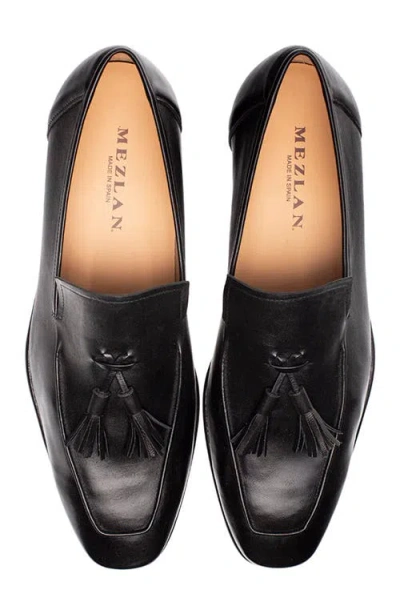 Mezlan Javea Tassel Moc Toe Loafer In Black