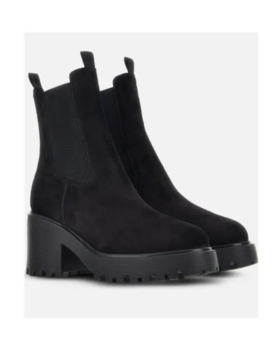 Hogan Round-headed Short Boots In Black