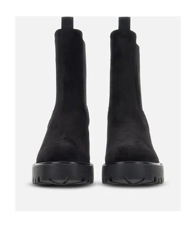Hogan Round-headed Short Boots In Black